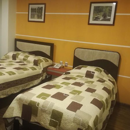 Apart Serma Hotel Potosi Bagian luar foto