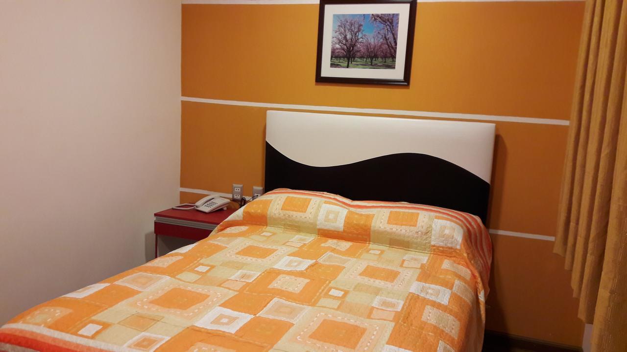 Apart Serma Hotel Potosi Bagian luar foto